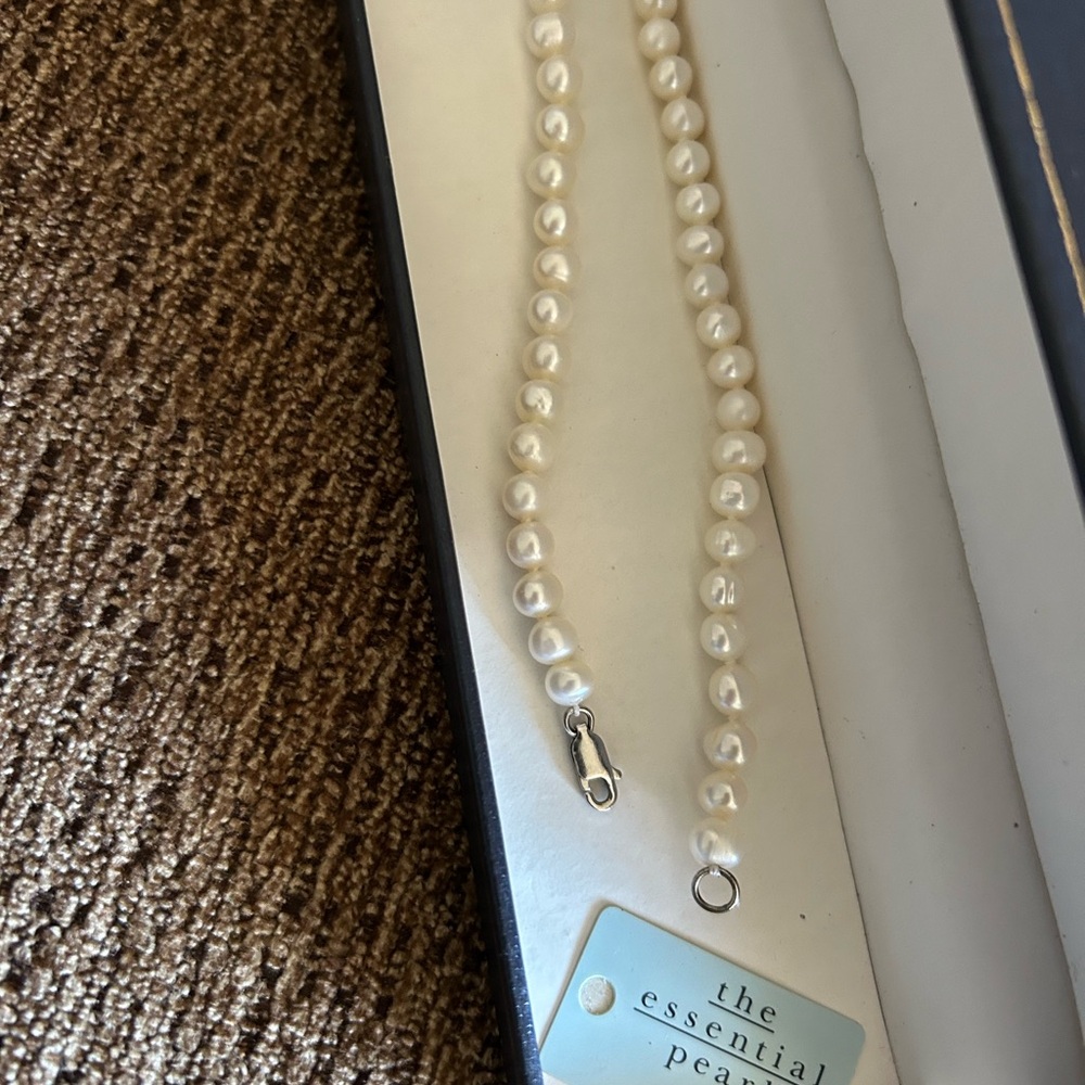 The Essential Pearl Necklace, 24"